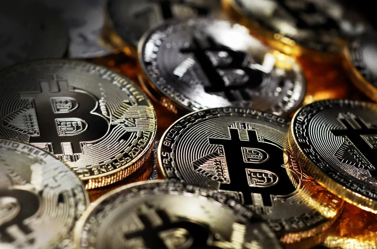 bitcoin, crypto, finance, coins, money, currency, cryptocurrency, blockchain, investment, closeup, bitcoin, bitcoin, bitcoin, bitcoin, bitcoin, crypto, crypto,