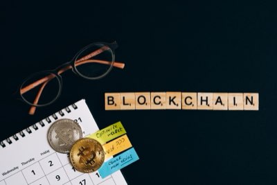 Corretora: guia de blockchain para escolher sua plataforma ideal